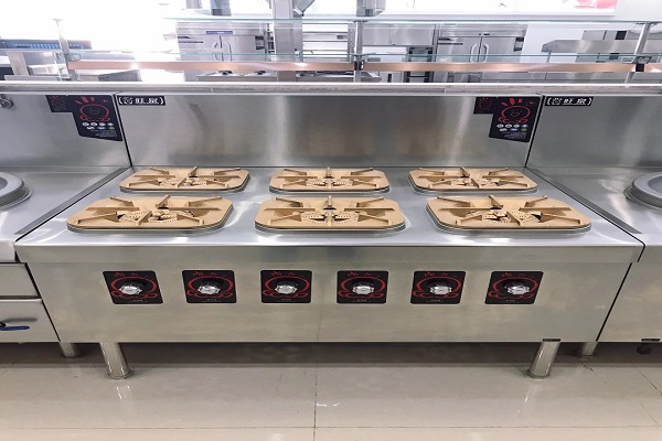 家用廚房設(shè)備